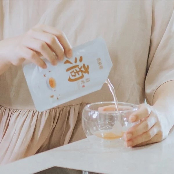 Nong Chun Xiang Essence of Chicken 8 Pack 農純鄉滴雞精 (常溫8入/盒) Mid June Preorder